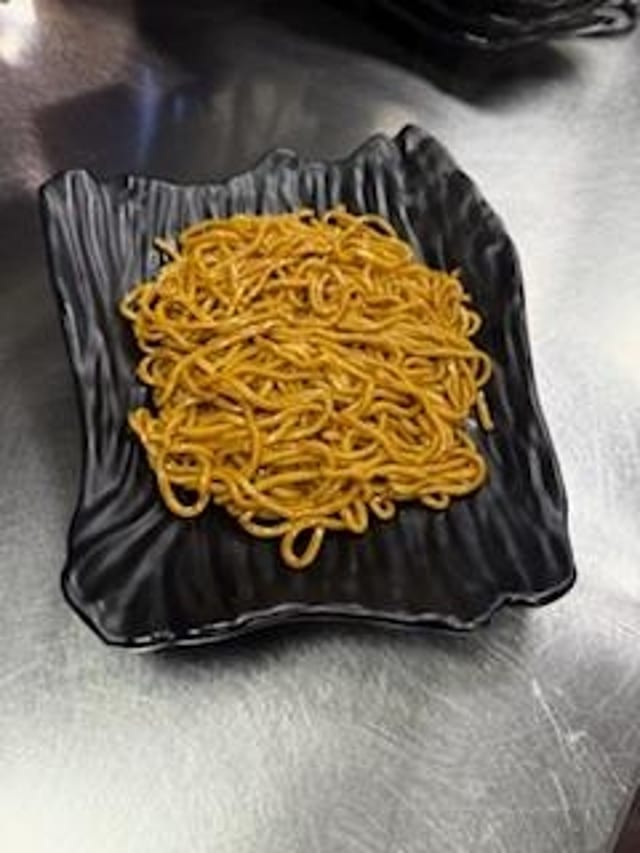 Plain Lo Mein.