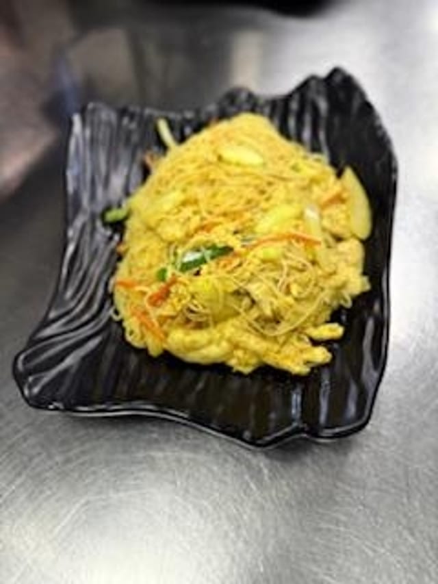 Singapore Curry Rice Noodle.